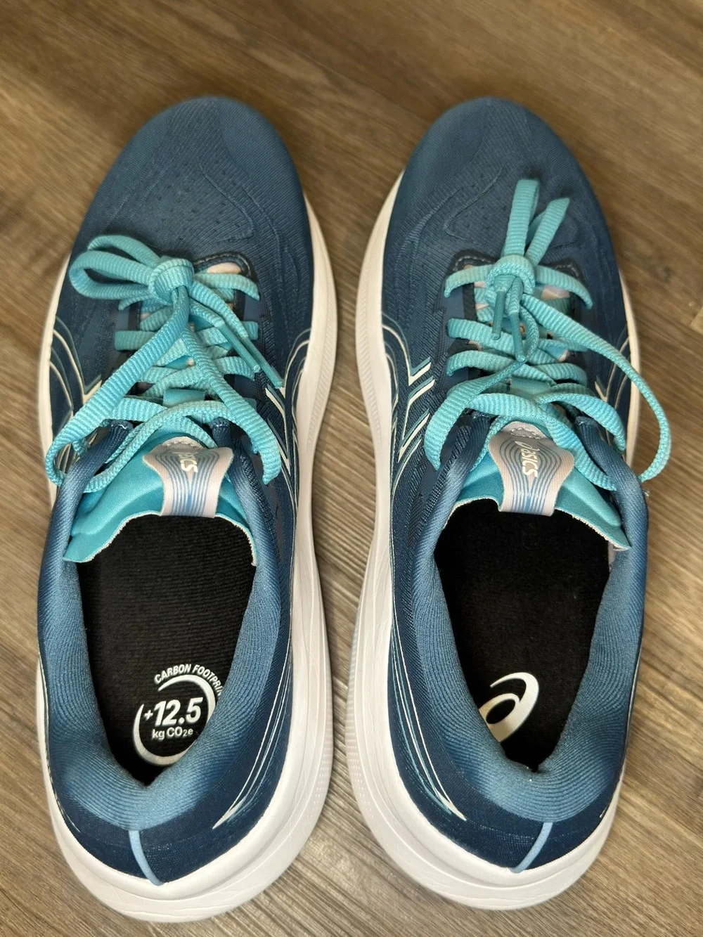 ASICS GT-2000 14 Athletic Running Sneakers in Sea White